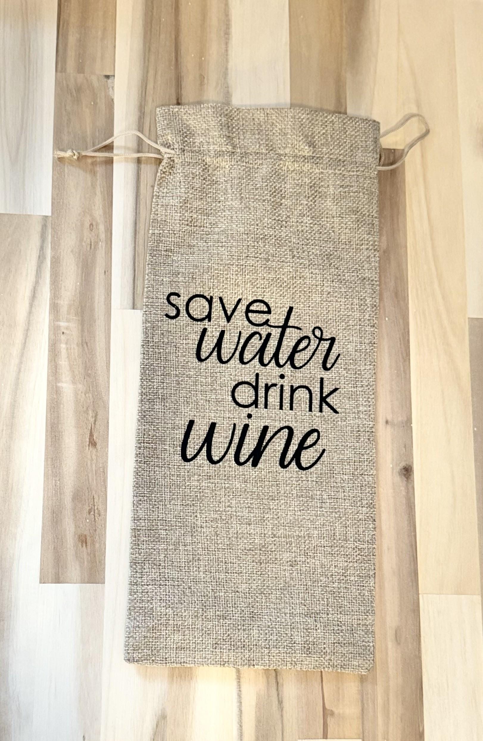 Bachelorette Gift, Custom Wine Bag, Wedding Day Gift, Mothers Day Gift, Custom Vinyl, Wine, White Elephant, Birthday, Burlap, Mom Gift